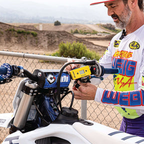 Jeff Emig using the Slacker wireless remote display at Fox Raceway in Papa, CA.